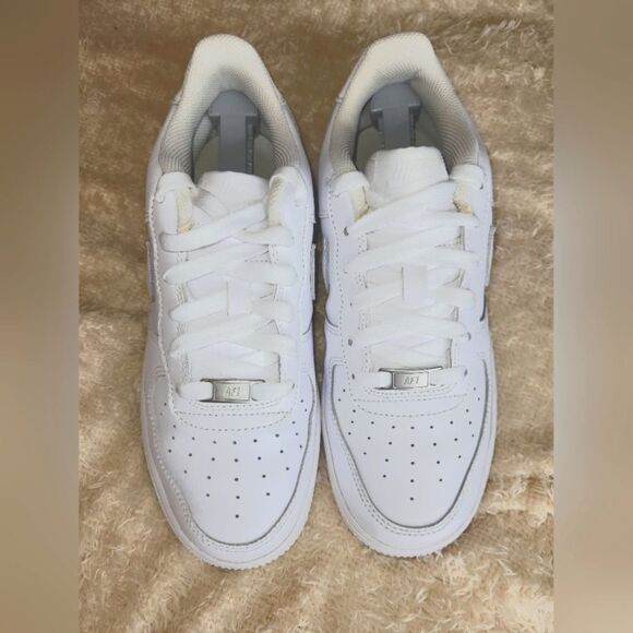 NIKE AIR FORCE 1 LOW CASUAL SHOES Sz 6.5Y - Picture 3 of 5